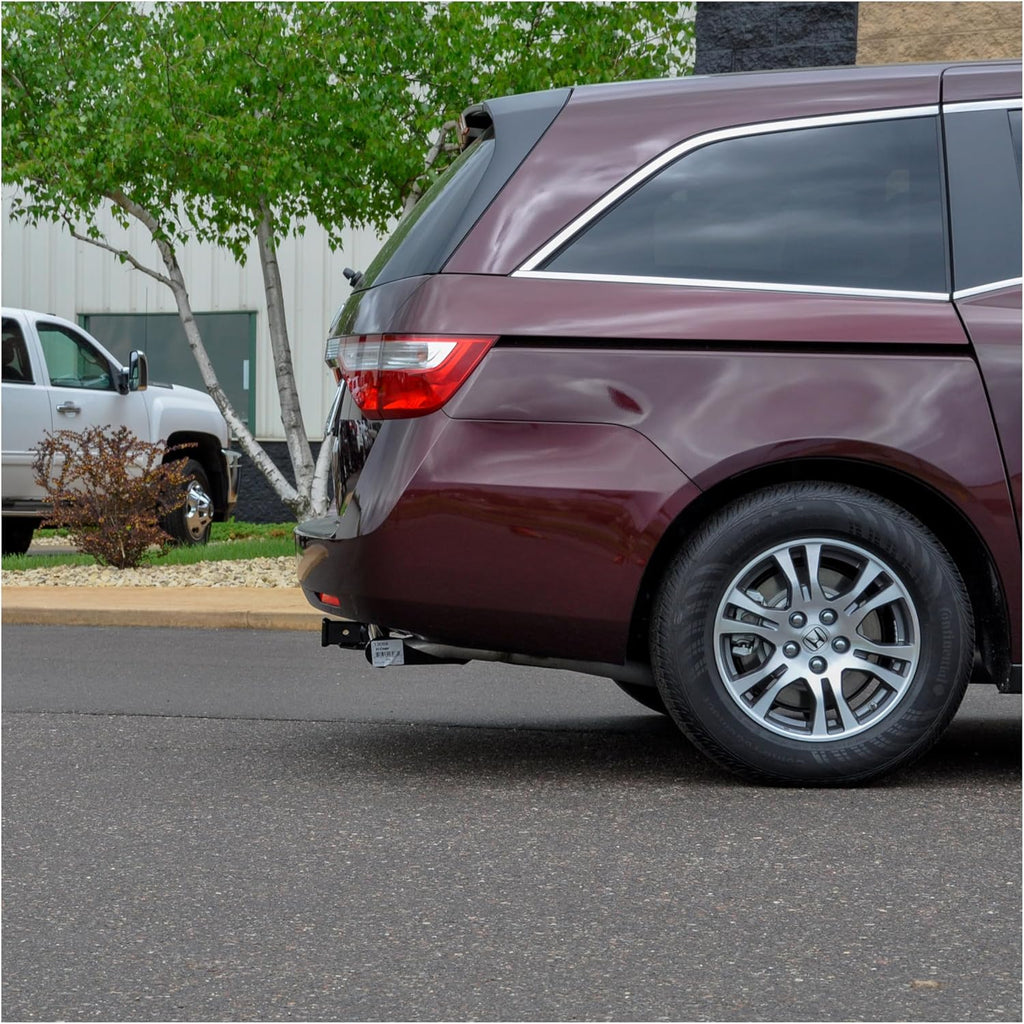 CURT 13068 Class 3 Trailer Hitch, 2-Inch Receiver, Fits Select Honda Odyssey